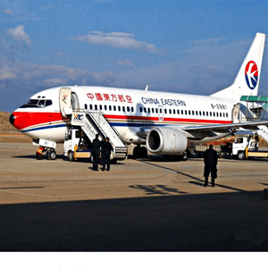 唐山航空货运航空快运业稳步发展的原因是什么？